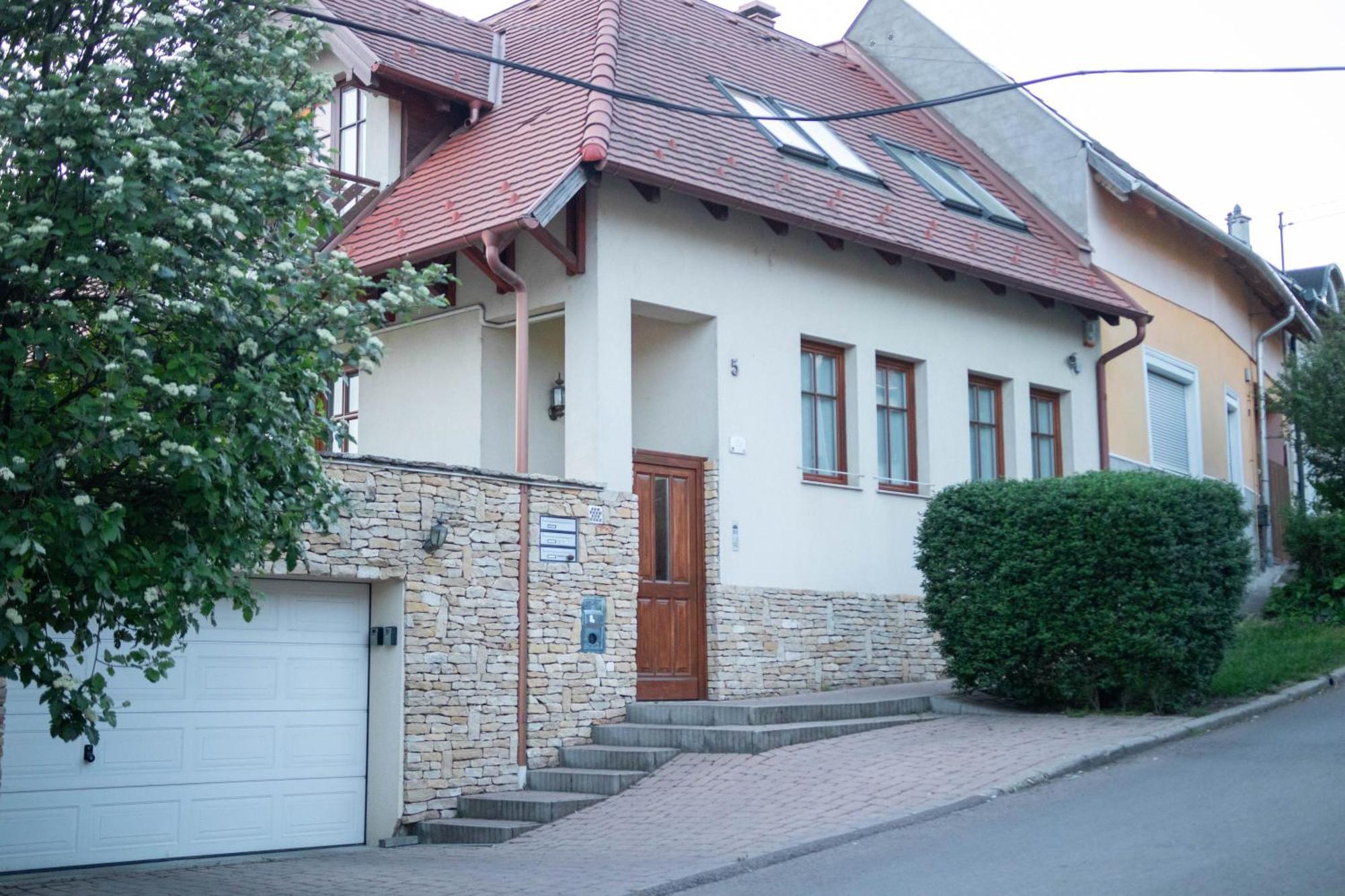 Gardonyi Apartman Apartment Eger Exterior foto